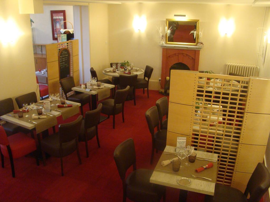 Logis Hotel De France Rochechouart Dış mekan fotoğraf