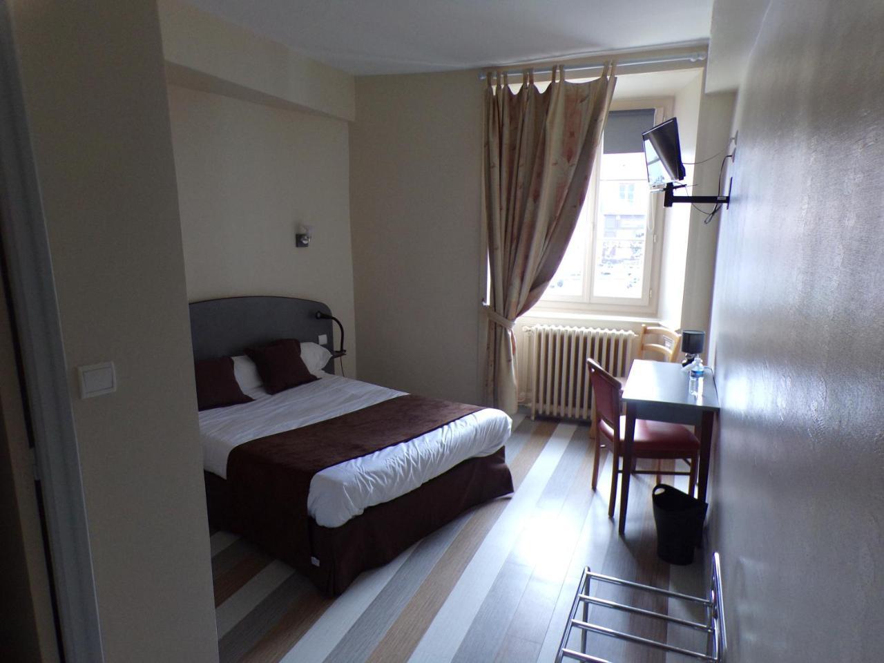 Logis Hotel De France Rochechouart Dış mekan fotoğraf